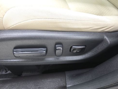 Used 2015 Honda CR-V EX image 30