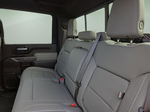 Used 2020 Chevrolet Silverado 2500 LTZ w/ LTZ Plus Package image 10