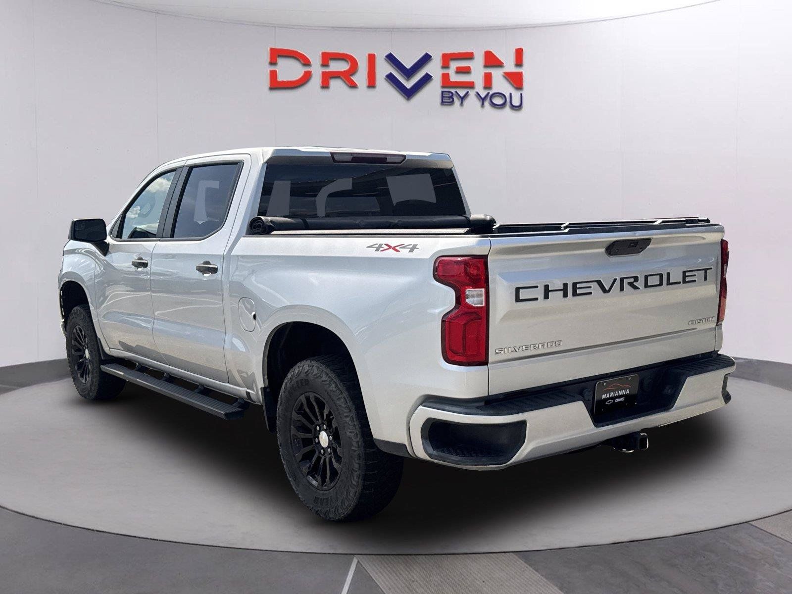 Used 2022 Chevrolet Silverado 1500 Custom w/ Safety Confidence Package AWD/4WD image 6