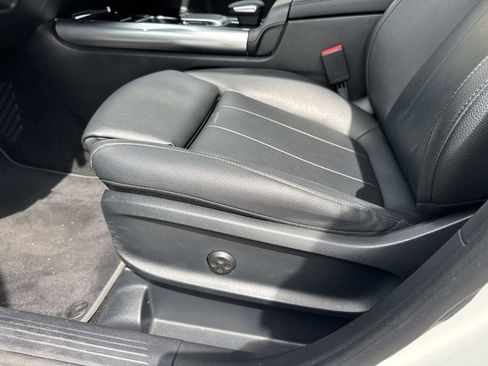 Used 2021 Mercedes-Benz GLA 250 image 16