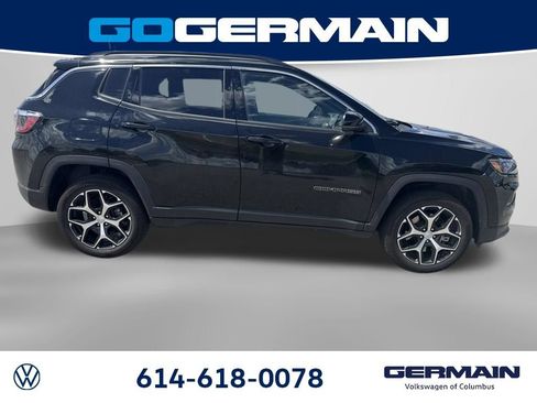 Used 2024 Jeep Compass Limited AWD/4WD image 8