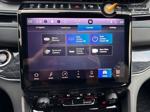 Certified 2022 Jeep Grand Cherokee Trailhawk w/ Advanced Protech Group II AWD/4WD image 95
