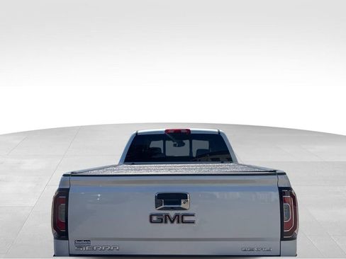Used 2018 GMC Sierra 1500 Denali w/ Denali Ultimate Package AWD/4WD image 12