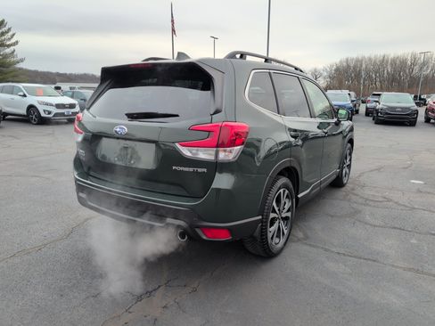 Used 2022 Subaru Forester Limited image 5