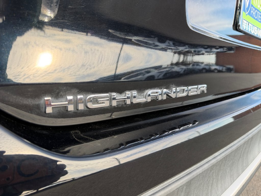 Used 2023 Toyota Highlander XSE AWD/4WD image 35