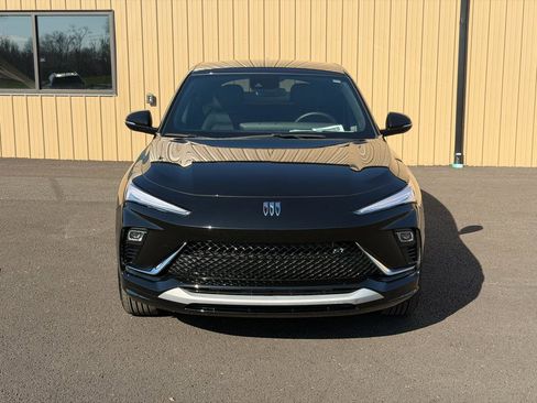 Used 2025 Buick Envista Sport Touring w/ Convenience I Package image 8