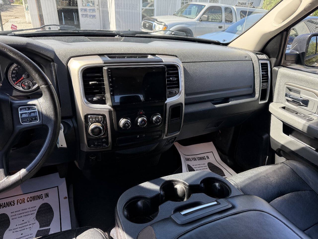 Used 2014 RAM 1500 Classic SLT AWD/4WD image 12