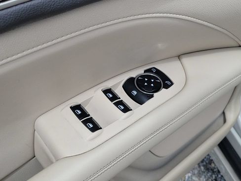 Used 2020 Lincoln MKZ FWD image 20
