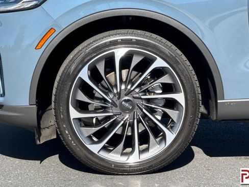 Used 2025 Lincoln Aviator Reserve w/ Equipment Group 201A AWD/4WD image 35