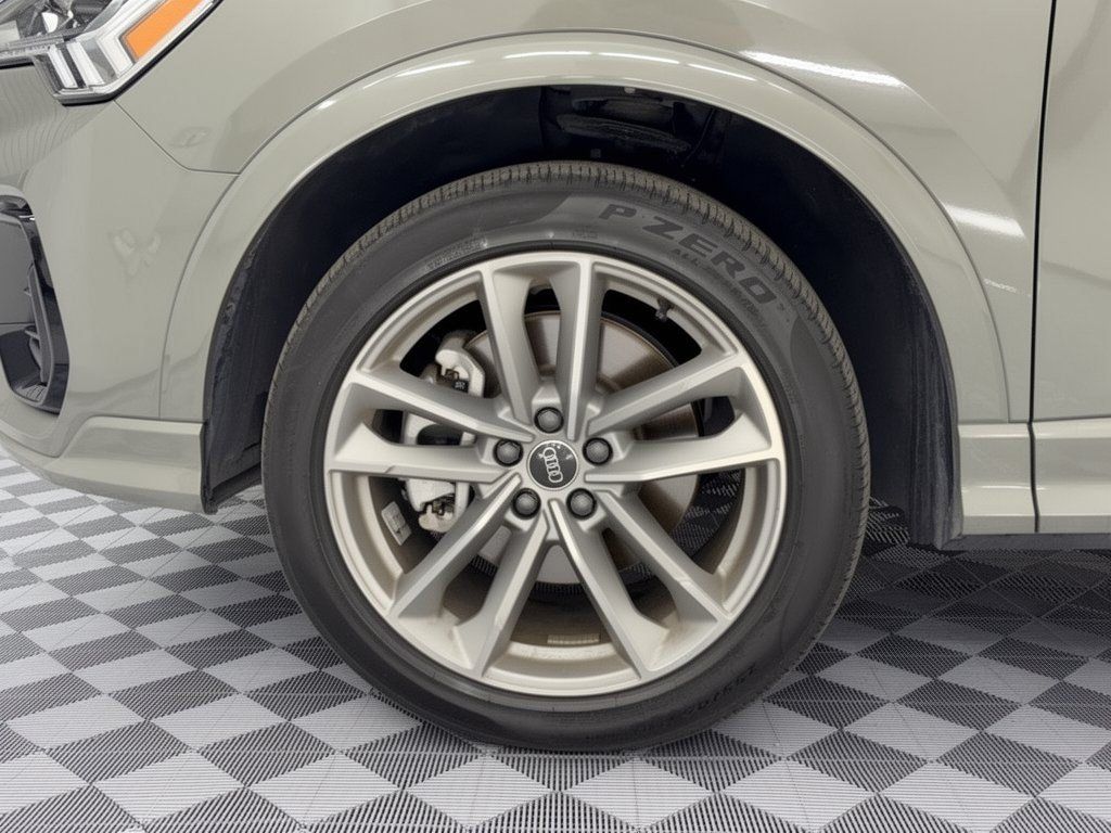 Used 2024 Audi Q3 2.0T Premium AWD/4WD image 13