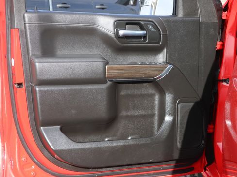 Used 2022 Chevrolet Silverado 1500 RST image 10