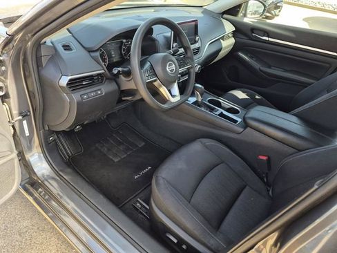 Used 2022 Nissan Altima 2.5 SV image 18
