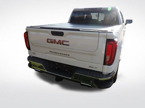 Used 2019 GMC Sierra 1500 SLT w/ SLT Premium Plus Package AWD/4WD image 15