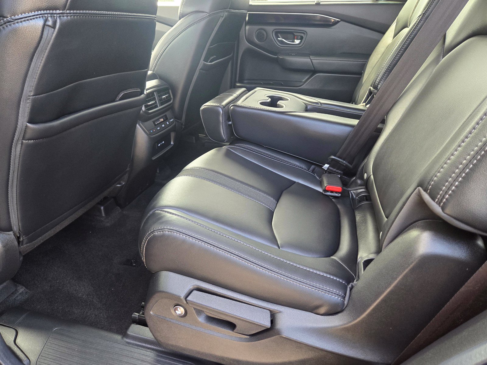 Certified 2025 Honda Pilot EX-L image 16