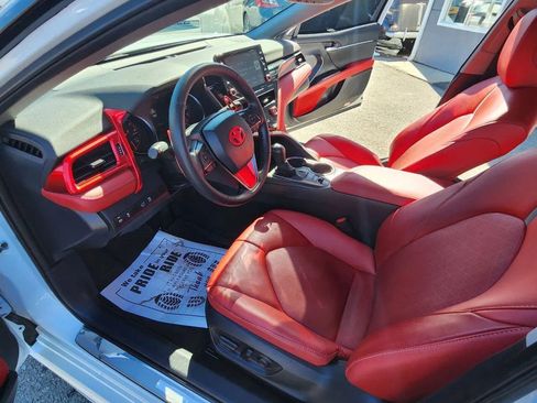 Used 2023 Toyota Camry XSE image 9