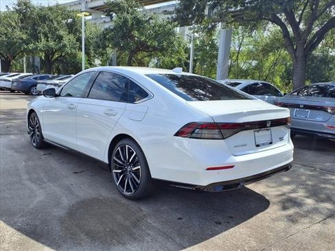 New 2025 Honda Accord Touring image 2