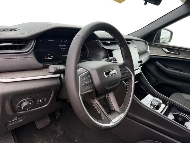 New 2026 Jeep Grand Cherokee Altitude AWD/4WD image 12