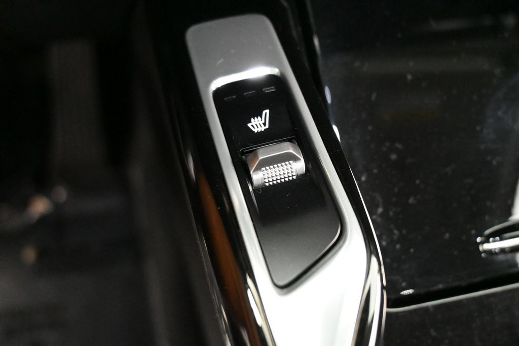 Used 2023 Kia Sorento SX FWD image 13