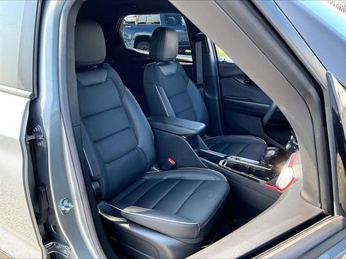 Used 2023 Chevrolet TrailBlazer RS w/ Convenience Package FWD image 11