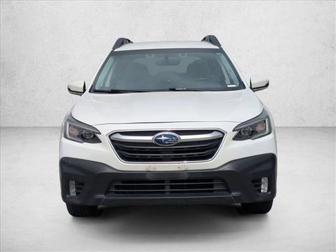 Used 2022 Subaru Outback Premium image 2