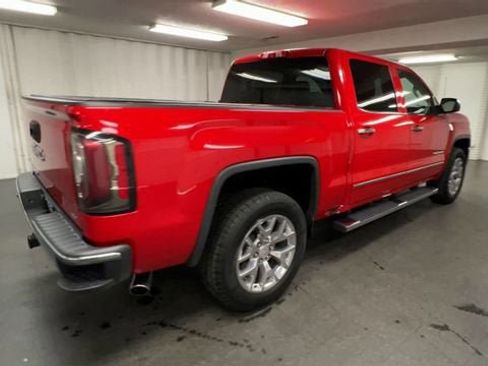 Used 2018 GMC Sierra 1500 SLT w/ SLT Premium Package image 8