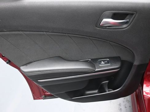 Used 2017 Dodge Charger R/T Scat Pack image 12