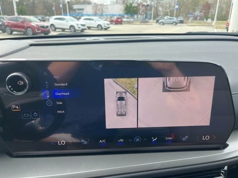 New 2026 Chevrolet Traverse LT w/ Driver Confidence Package image 28