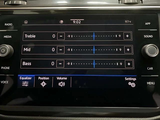 Used 2023 Volkswagen Tiguan SE w/ Panoramic Sunroof Package FWD image 46