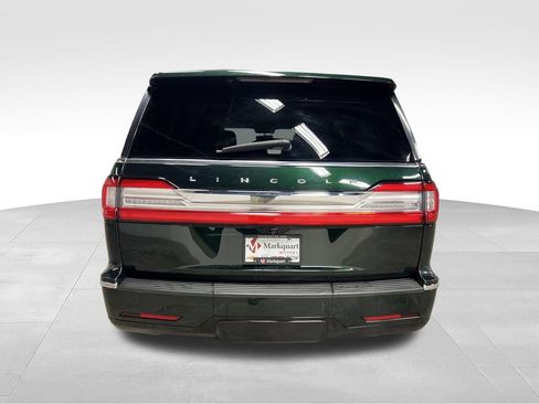 Used 2021 Lincoln Navigator 4WD image 4