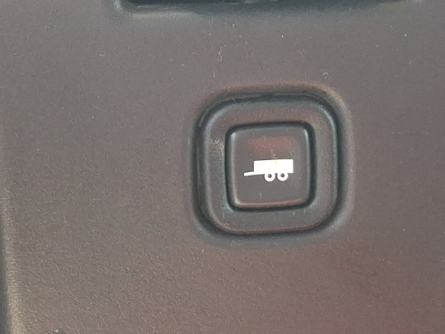 Used 2025 GMC Savana 2500 w/ Driver Convenience Package RWD image 18