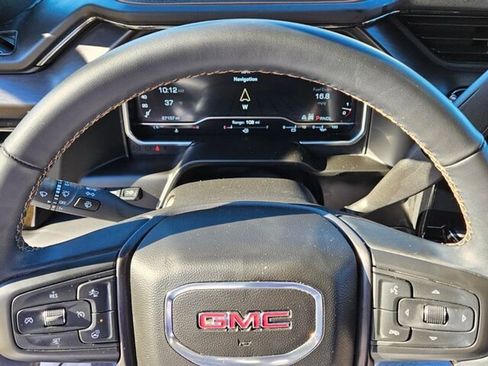 Used 2024 GMC Sierra 2500 AT4 w/ AT4 Premium Plus Package image 20