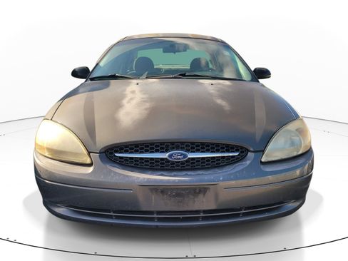 Used 2003 Ford Taurus LX FWD image 2