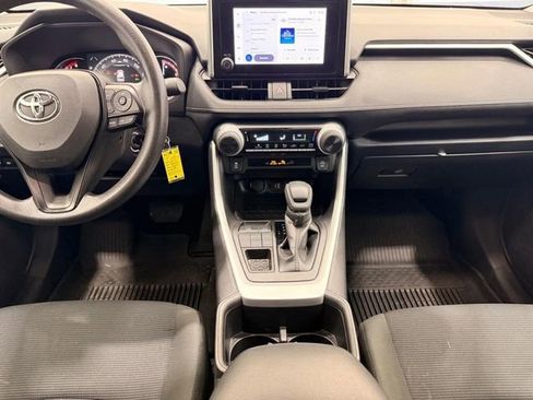 Used 2025 Toyota RAV4 LE image 9