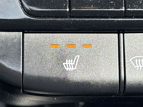 Used 2024 Hyundai Elantra Limited FWD image 21