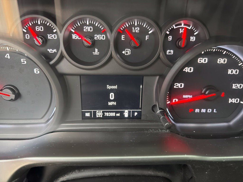 Used 2021 Chevrolet Silverado 1500 Custom AWD/4WD image 20