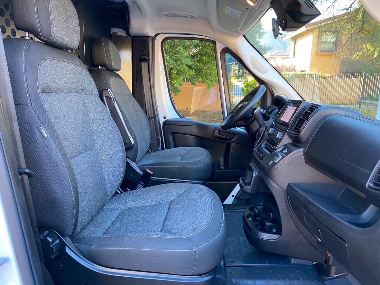 Used 2025 RAM ProMaster 2500 w/ U-Haul Equipment Group FWD image 37