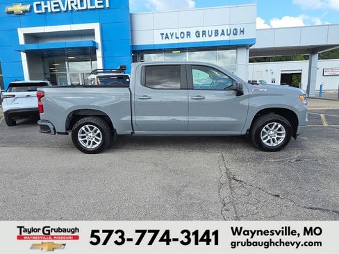 Used 2024 Chevrolet Silverado 1500 RST w/ Z71 Off-Road Package AWD/4WD image 1