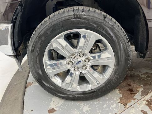 Used 2018 Ford F150 XLT w/ Equipment Group 302A Luxury AWD/4WD image 26