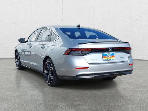 Used 2024 Honda Accord Sport image 7