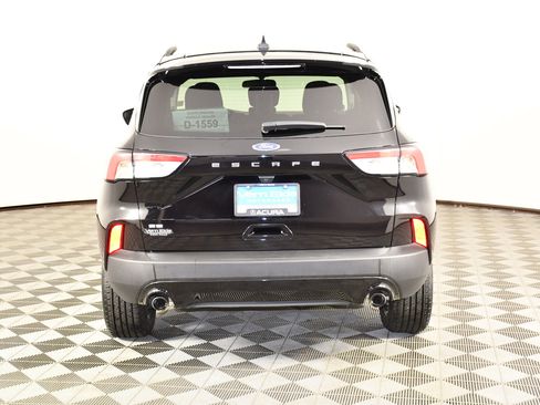 Used 2022 Ford Escape SE w/ SE Sport Appearance Package AWD/4WD image 6