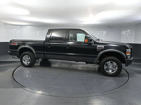 Used 2008 Ford F250 FX4 AWD/4WD image 3