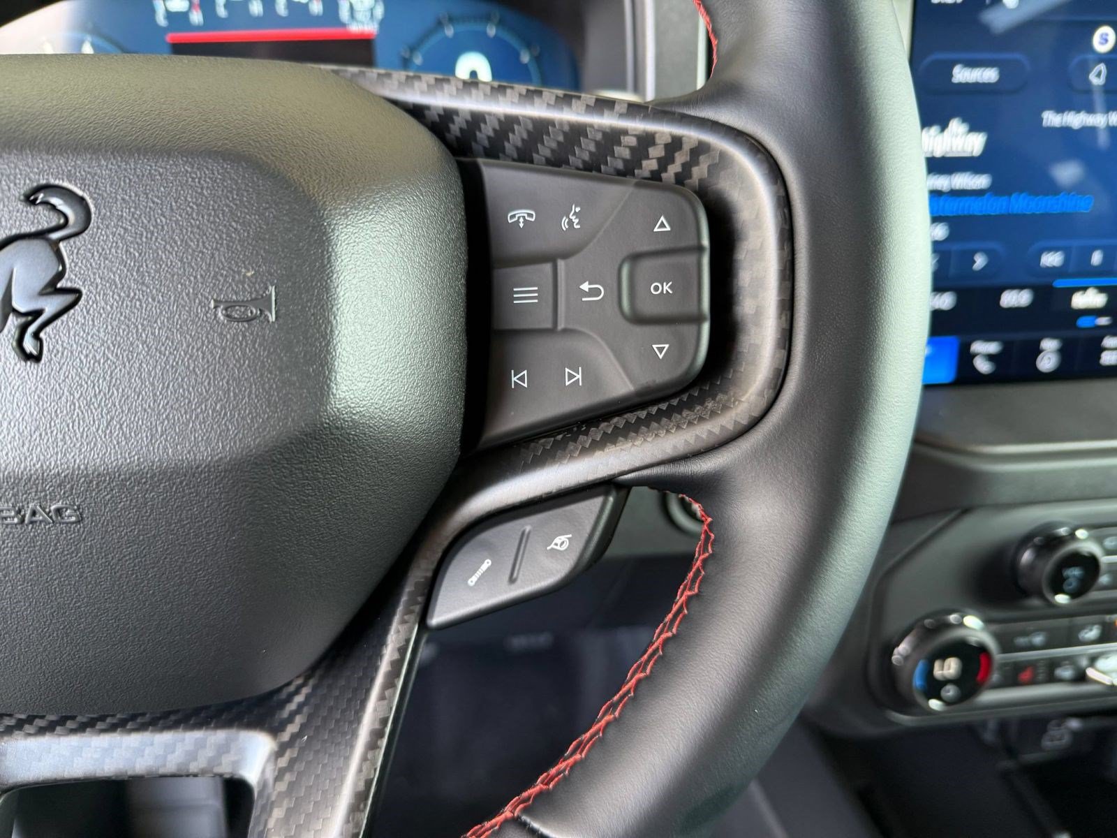 New 2026 Ford Bronco Raptor w/ Interior Carbon Fiber Pack AWD/4WD image 18
