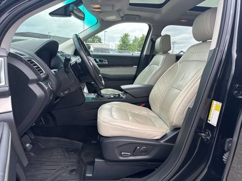 Used 2016 Ford Explorer Platinum AWD/4WD image 17
