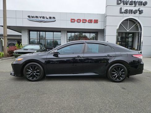 Used 2020 Toyota Camry LE FWD image 2