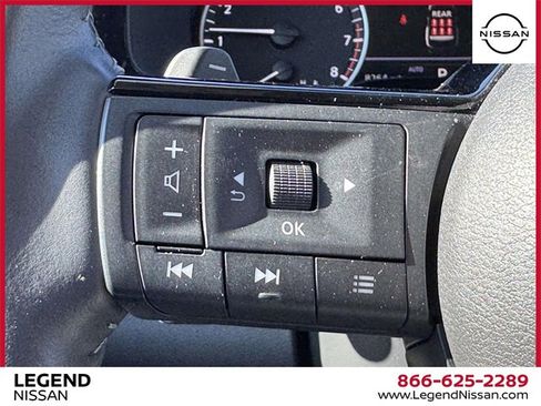 Certified 2024 Nissan Pathfinder SL image 17