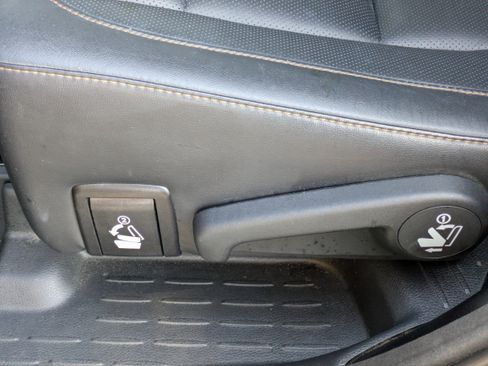 Used 2015 Toyota Highlander Limited image 15