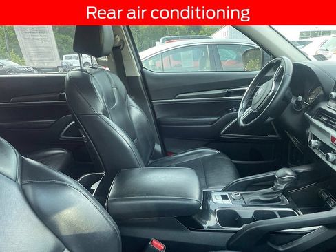 Used 2020 Kia Telluride LX AWD/4WD image 12
