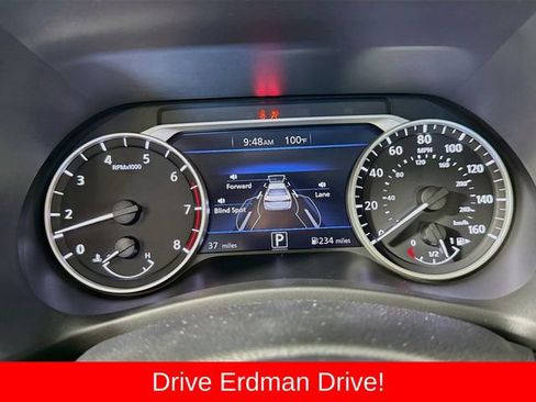 Used 2025 Nissan Sentra SR w/ Midnight Edition FWD image 16