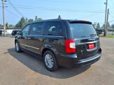 Used 2016 Chrysler Town & Country Touring-L w/ Driver Convenience Group image 3
