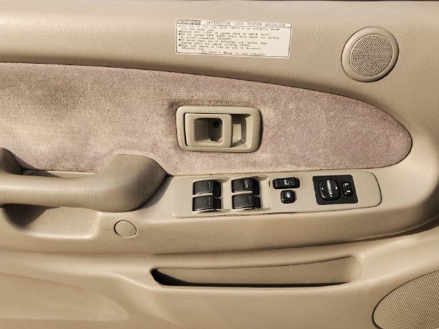 Used 2003 Toyota Tacoma PreRunner RWD image 16